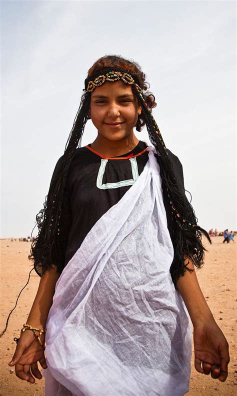 Traditional Sahrawi Girl | African hairstyles, Hair styles, Girl