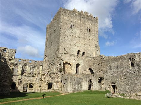 The Keep, Porchester Castle, near Portsmouth, Hampshire. | Castle ...