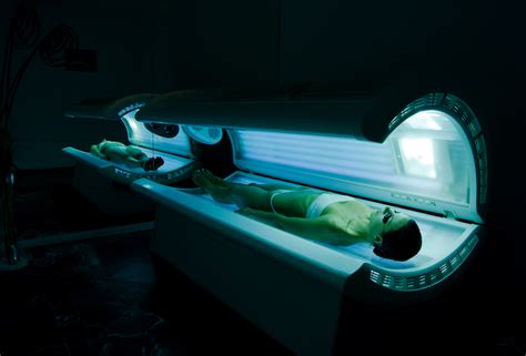 Dangers of Indoor Tanning on College Campuses - The Skin Cancer Foundation