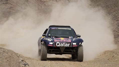 Nasser Al-Attiyah cuts into lead at Dakar Rally