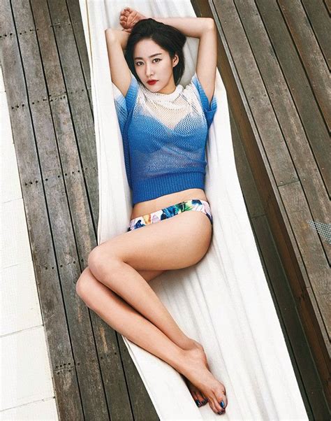 Jeon Hye Bin shows off her bikini body for Nylon Magazine - Pojok Korea ...