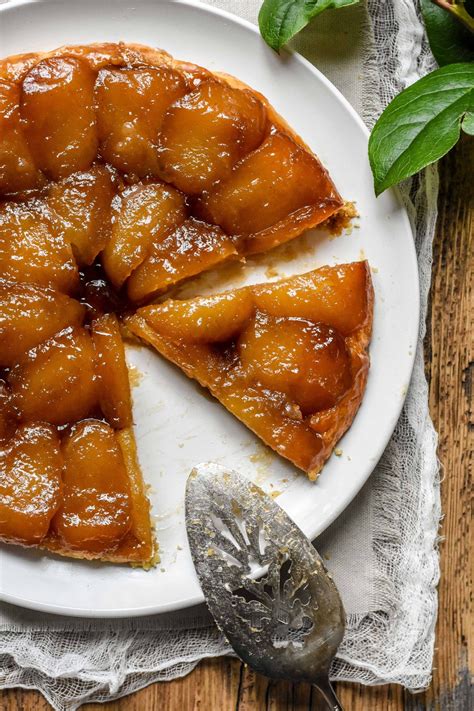 Classic Tarte Tatin | Tarte tatin recipe, Pear dessert recipes, Pear ...