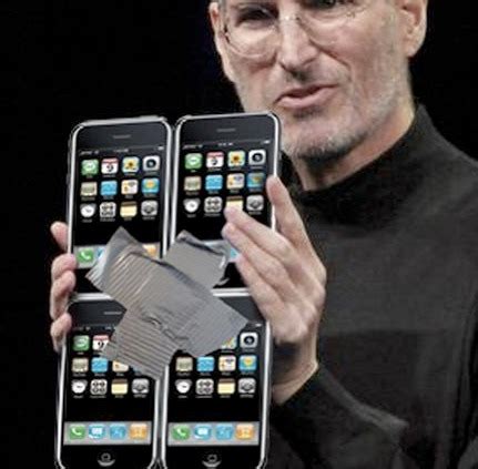 Steve Jobs Holding a Prototype iPad