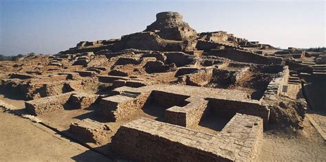 Dholavira: Did you know about this ancient Harappan village in Rann of Kutch - Tripoto