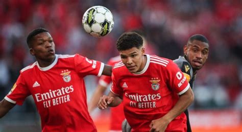 QUAL CANAL VAI PASSAR O JOGO DO BENFICA HOJE EM DIRECTO? Onde assistir ...