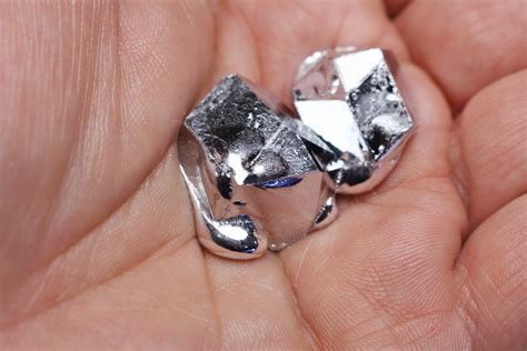 Melting Gallium Crystals | At about 85 degrees Fahrenheit (3… | Flickr