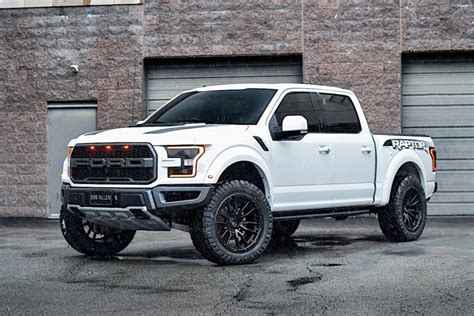 Ford F-150 Raptor White Fuel Off-Road Rebel 6 D679 Wheel | Wheel Front