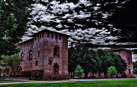 Vigevano castle | Castle, Natural landmarks, Landmarks