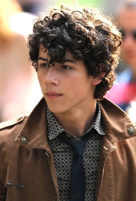 nick jonas hairstyle - Google Search | Mens hairstyles, Sams hair, Haircuts for men