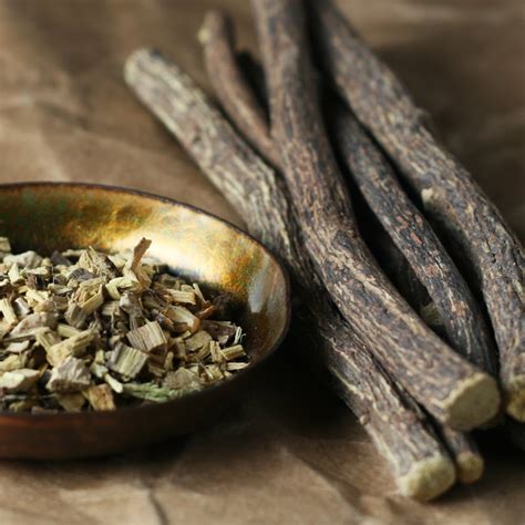 The Herb Licorice and the Benefits. - Native Batch