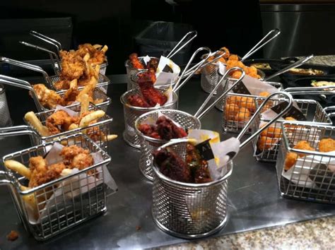 12 Best Buffets In Las Vegas You Need To Try - The Daily Tourist in 2021 | Las vegas buffet ...