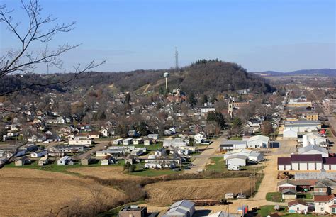 Bellevue -- View from Bluff at Bellevue State Park, Iowa image - Free ...