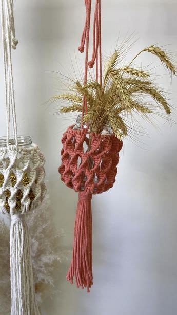 Eco-Chic Living: Crochet Plant Holder Patterns for Green Enthusiasts in 2024 | Macrame patterns ...