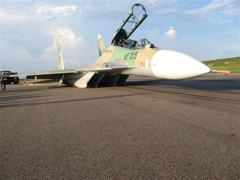 PHOTO Sukhoi Su-30MK2 crash lands at Entebbe International Airport, Uganda @africaken1