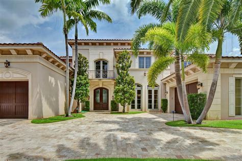 $7.95 Million Mediterranean Waterfront Mansion In Boca Raton, FL - Homes of the Rich