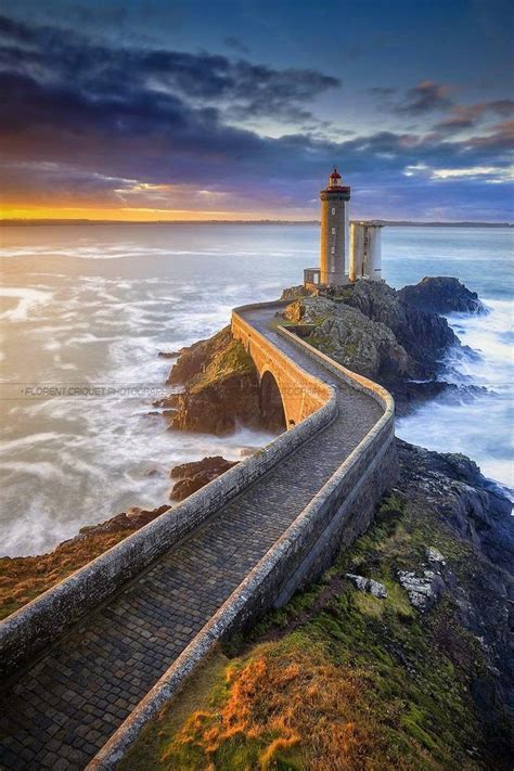 Lighthouse Brest - Bretagne - France | Beautiful lighthouse, Lighthouse ...