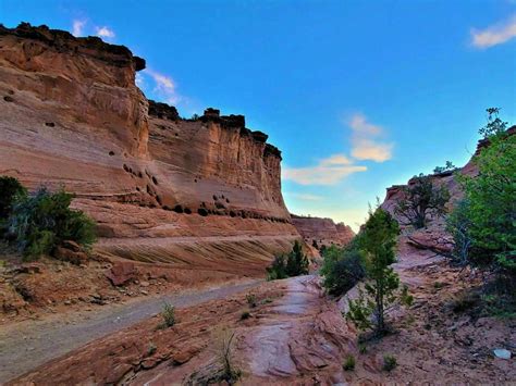 Read This Before Hiking the Escalante Slot Canyons: Ridiculously ...