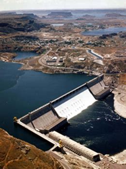 Washington: Grand Coulee Dam (U.S. National Park Service)