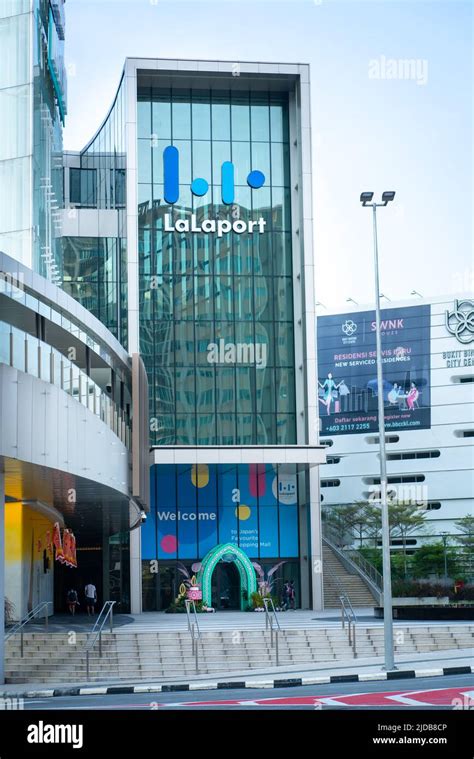 Kuala Lumpur, Malaysia - May 14th, 2022: The exterior of Mitsui ...