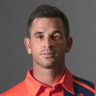 Ryan ten Doeschate Cricket Stats, News, Age, Batting Average, Bowling ...