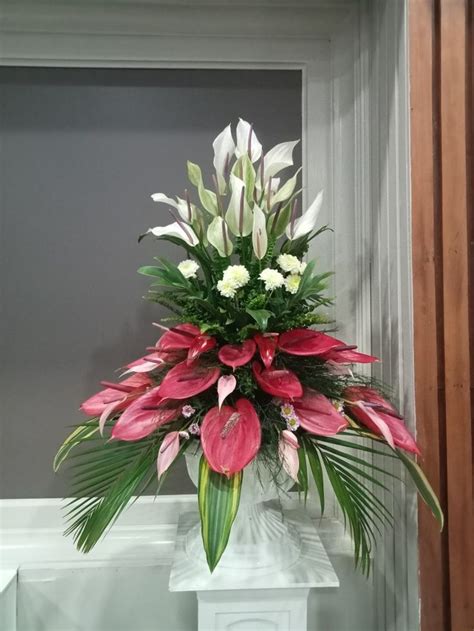 Anthurium arrangement | Anthurium arrangement, Anthurium, Arrangement