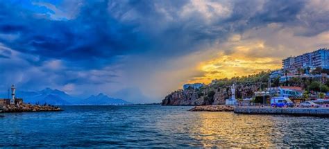 Premium Photo | Panoramic sunset scene at the antalya beach in turkey