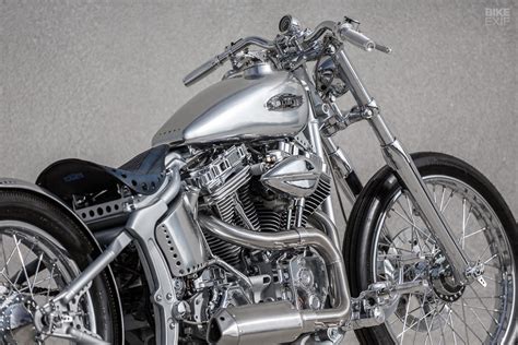 Shine On: The AMD-Winning custom Harley Softail Deuce | Bike EXIF