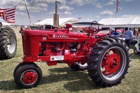 1950 Farmall M Farmall Tractors, Old Tractors, Antique Tractors ...