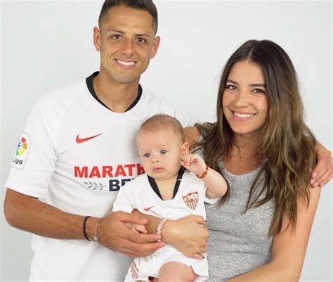 Who is Javier Hernandez? Wife, Age, Net worth, Family, Wiki, Dad ...