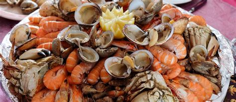 Plateau de Fruits de Mer | Traditional Seafood From France, Western Europe