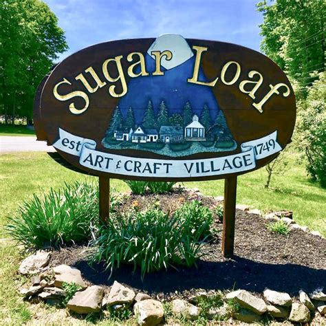 Hello Warwick Valley – Sugar Loaf, New York