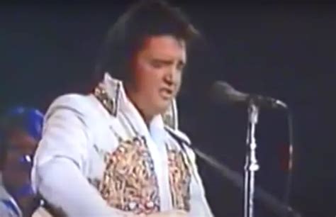 Elvis Presley's last performance two months before his death is phenomenal - video - Smooth