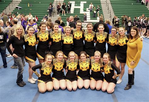 IM competitive cheer in regional | News, Sports, Jobs - The Daily news