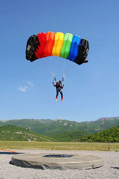 Parachute Landing Stock Photos, Pictures & Royalty-Free Images - iStock