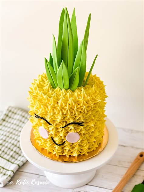 Tropical Pineapple Cake That's Super Easy & Fun to Make - XO, Katie Rosario