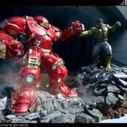 Full Size Hulkbuster VS Hulk Display by Hot Toys! - Iron Man Helmet Shop