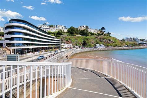 Abbey Sands – Torquay – A Local Guide