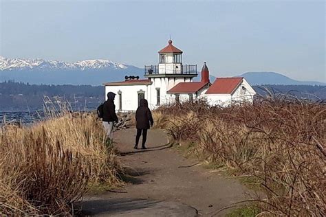 Puget Sound Lighthouses Day Trip from Seattle