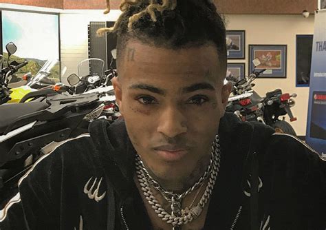 XXXTENTACION Breaks Billboard Record Previously Held By Biggie | HipHopDX