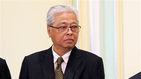 Malaysia’s King Names New Prime Minister from Corruption-Mired Party