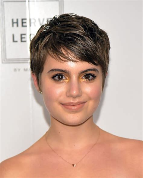 Top 10 Pixie Hairstyles For Round Faces