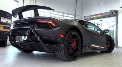 Arriba 71+ imagen lamborghini mate negro - Abzlocal.mx