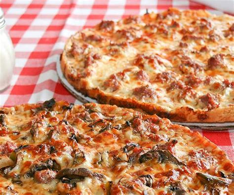 50 Most Popular Pizzas in The World - TasteAtlas