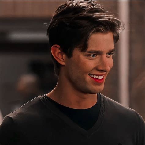 Jason Dilaurentis Icon | Series e filmes, Atores, Filmes