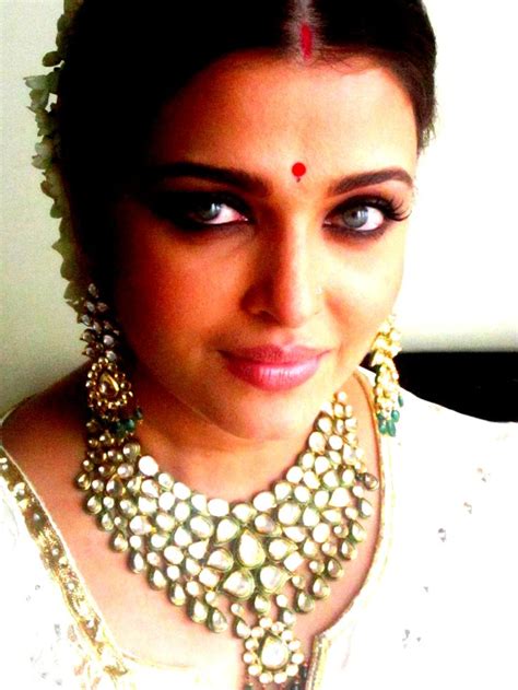 Aishwarya Rai | Bridal jewellery indian, Aishwarya rai bachchan, Kundan jewellery