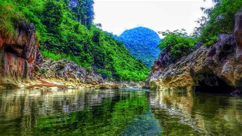 I travel, I learn, I live...: Mt. Daraitan, Tinipak River,Rock formation and Cave (DAY TOUR)