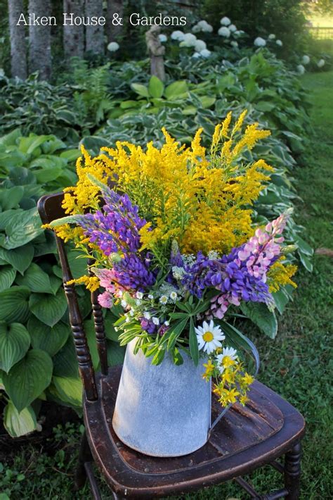 Aiken House & Gardens: Late Summer Bouquets | Summer bouquet, English ...