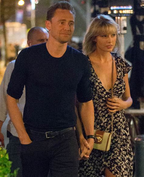 Taylor Swift and Tom Hiddleston have dinner together in Australia after Tom goes for a run ...