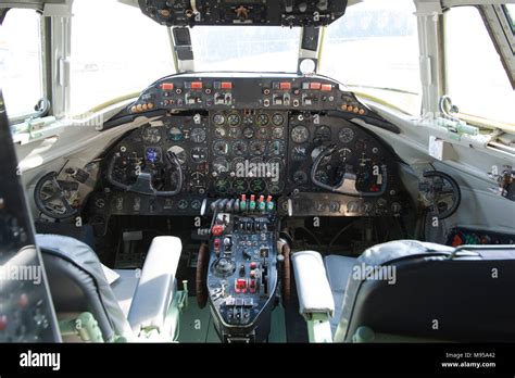 Vickers Viscount Aircraft High Resolution Stock Photography and Images - Alamy