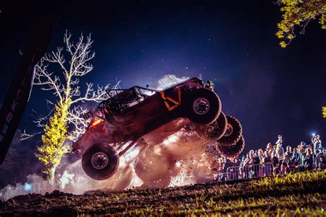 Rock Bouncers racing head to head. a9ii with Tamron 35-150, ISO 25600 ...